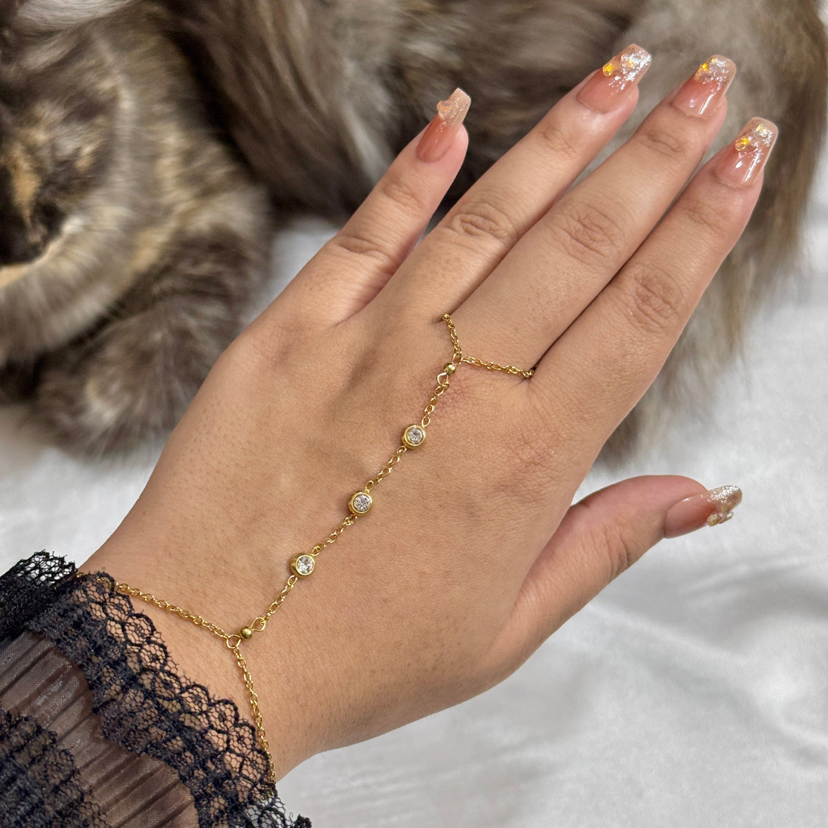 Trilogy Hand-Chain G.