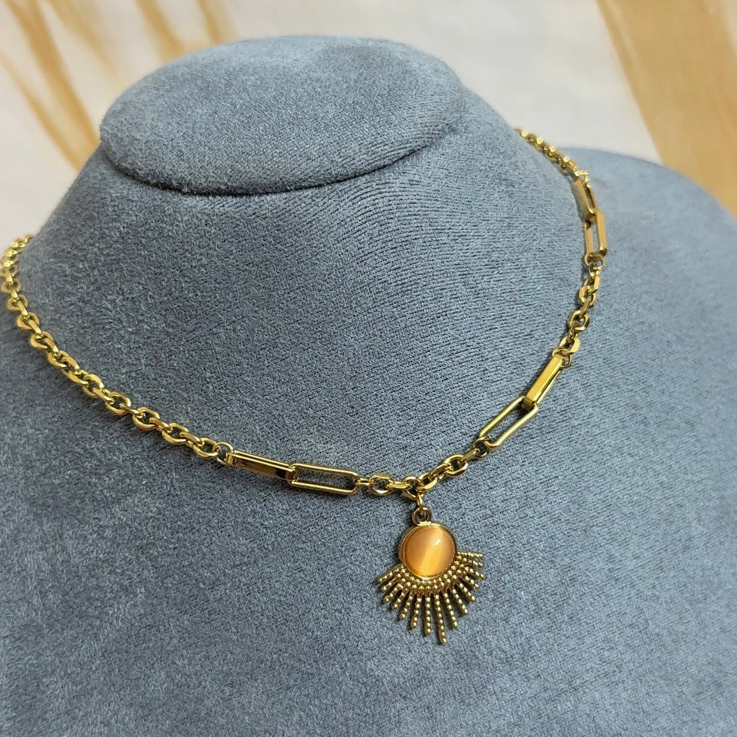Sunveil Necklace