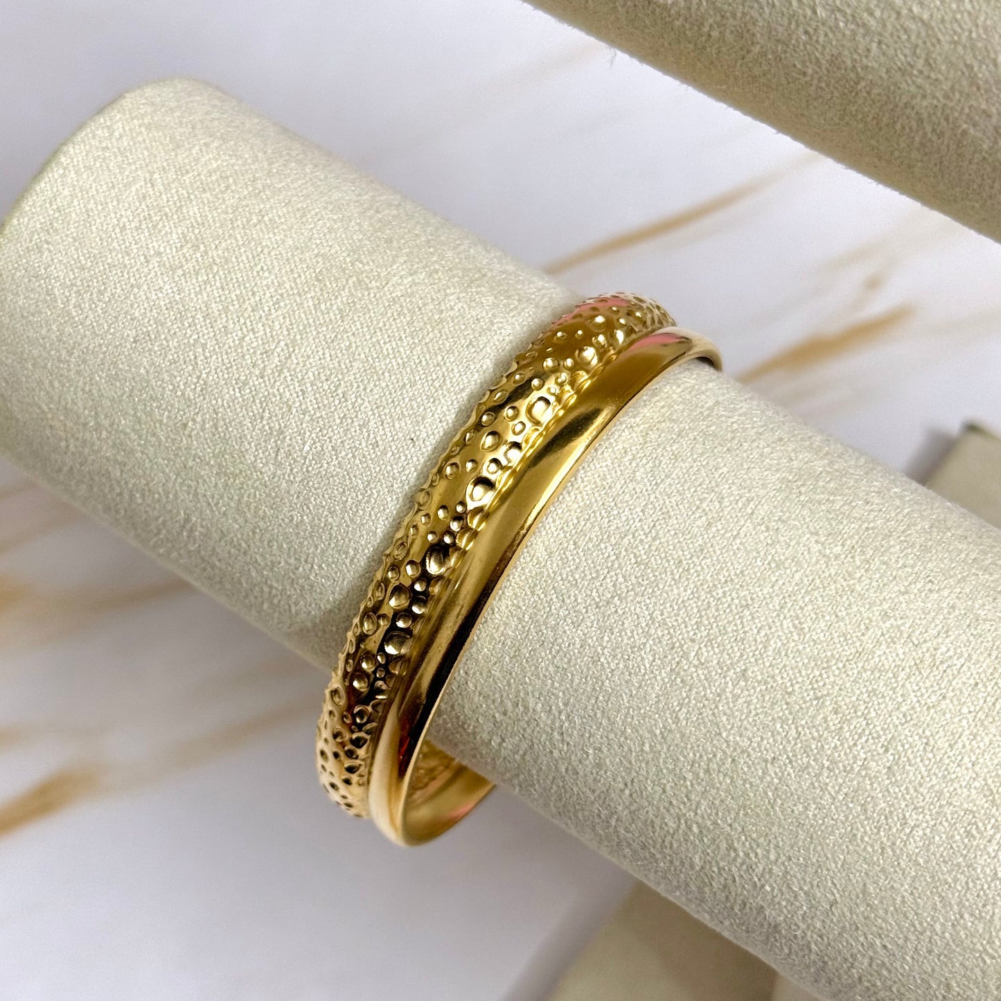 Dual Texture Cuff
