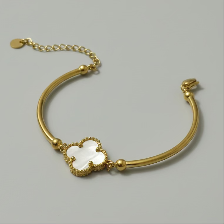 Dainty White Clover Bracelet