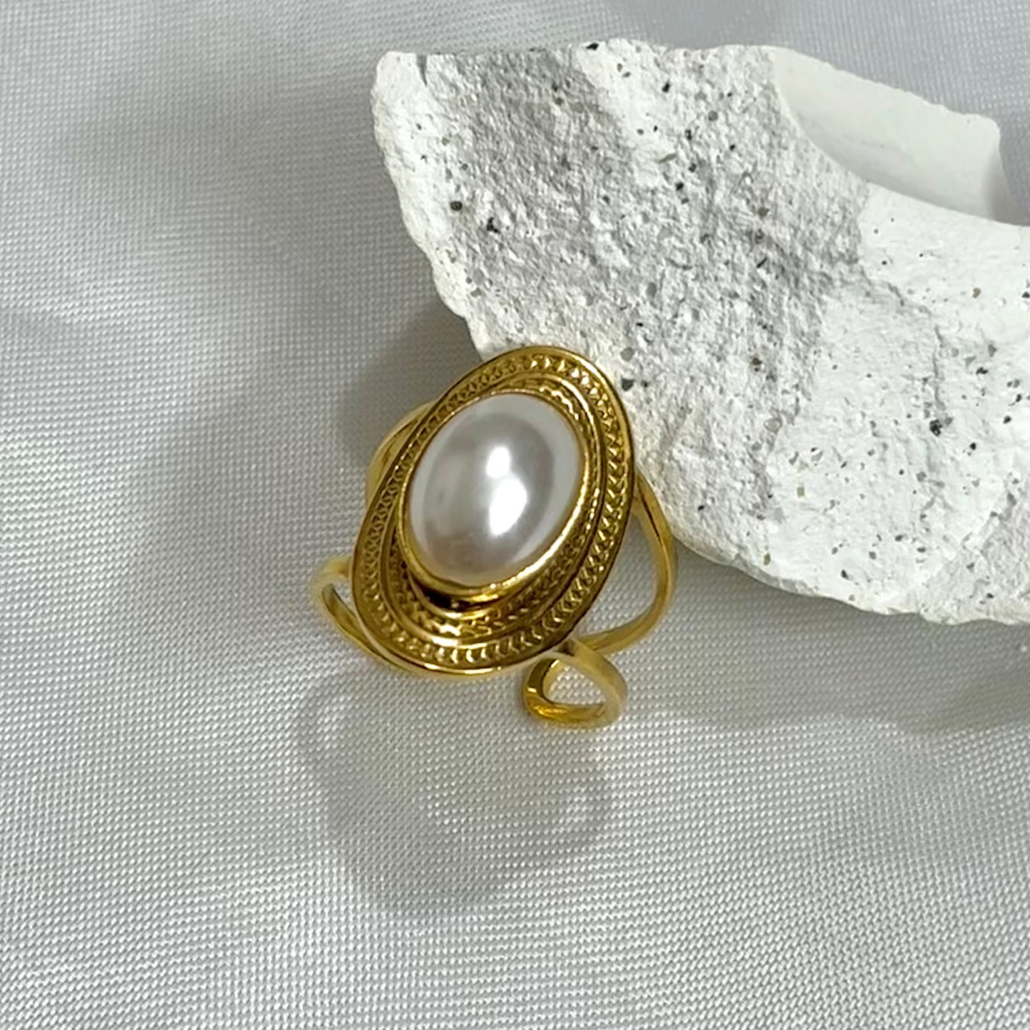 Boho Pearl Ring