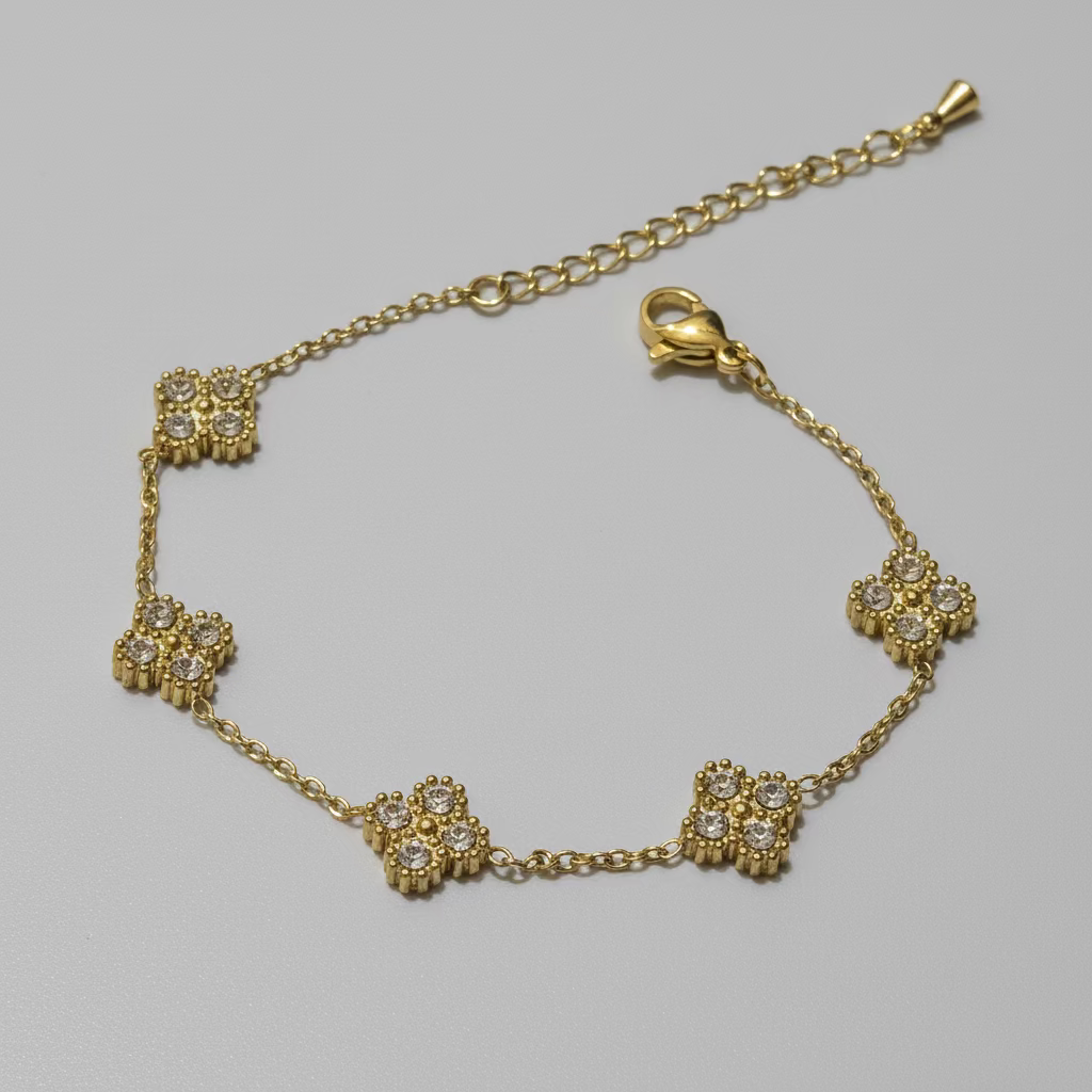 MINI Clover Bracelet with embedded zircon