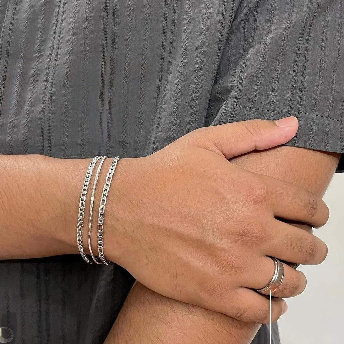 BRACELETS M.
