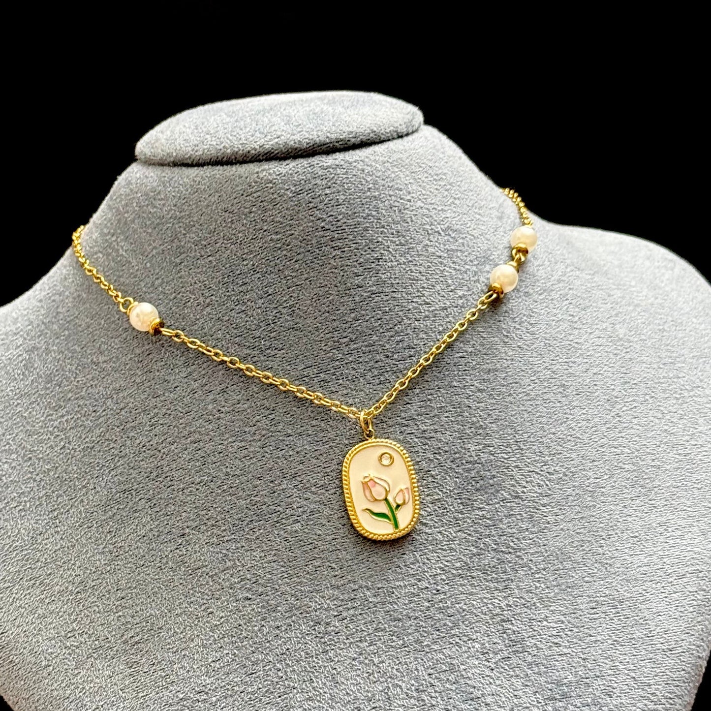 Tulia Pendant