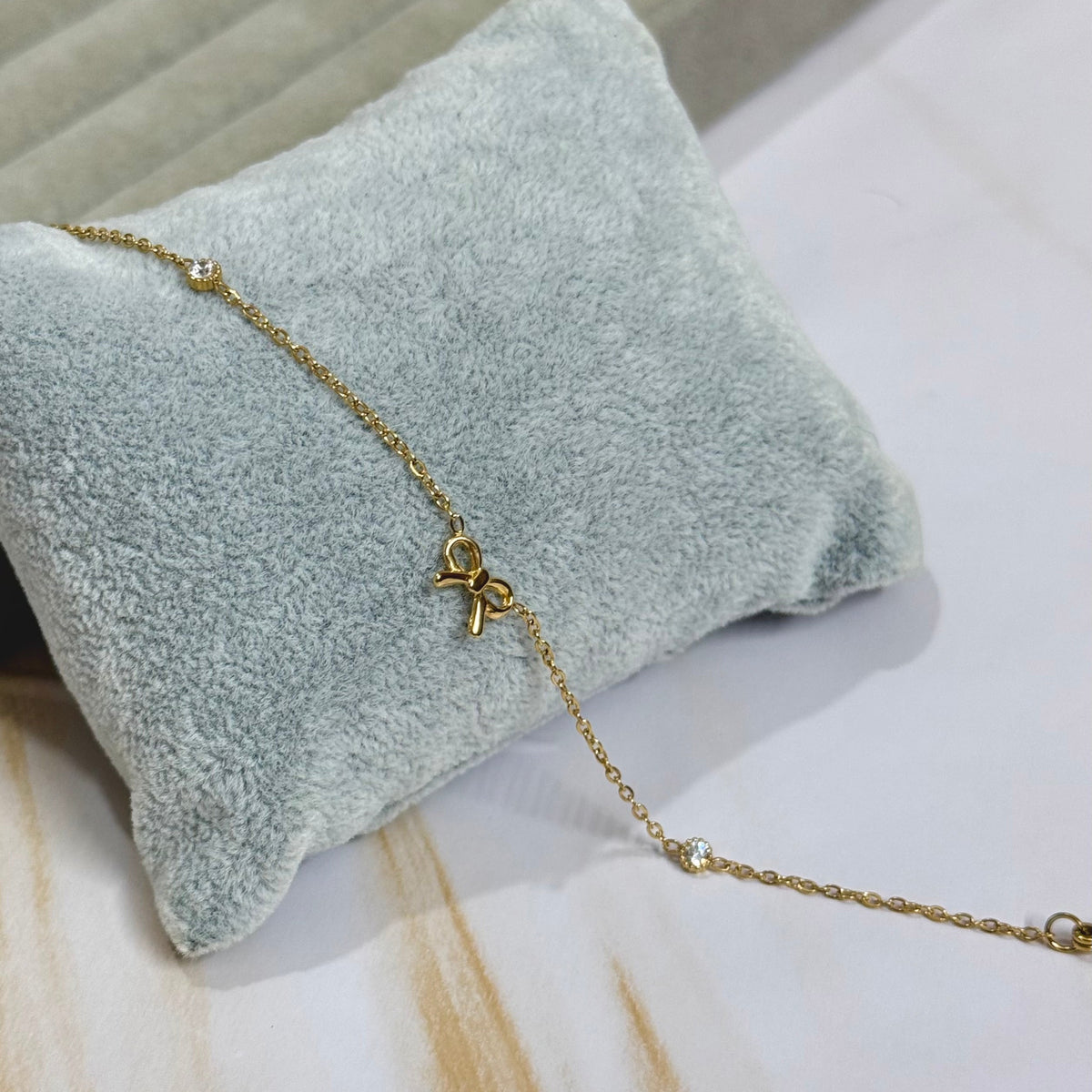 Tiny Bow Bracelet