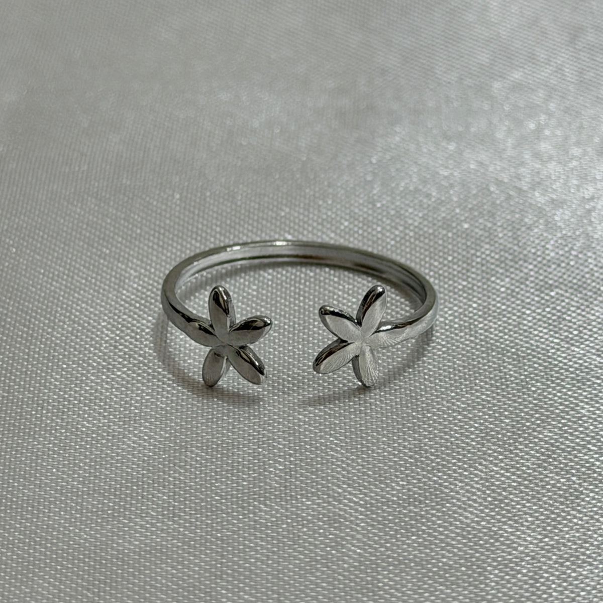 Twin Ring S.