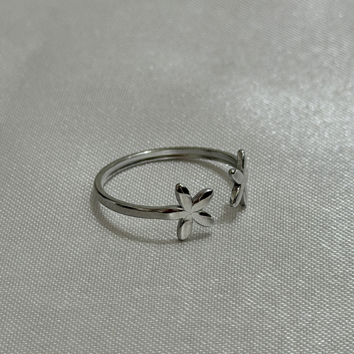Twin Ring S.