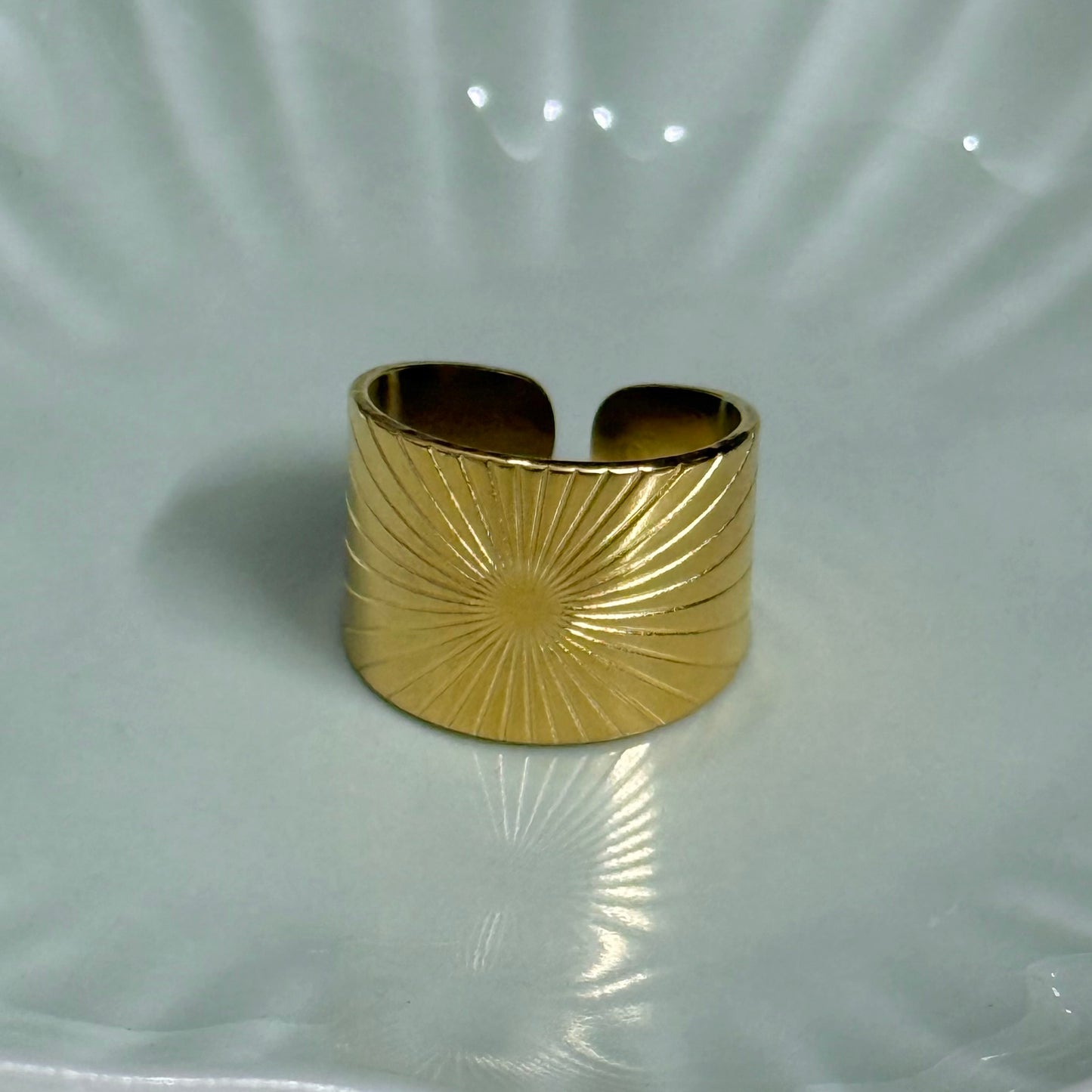 Wide sunburst Ring