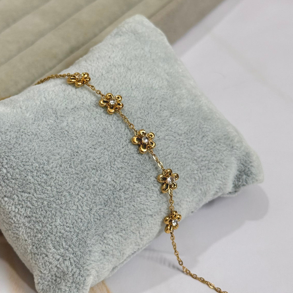 Delicate Floral Bracelet