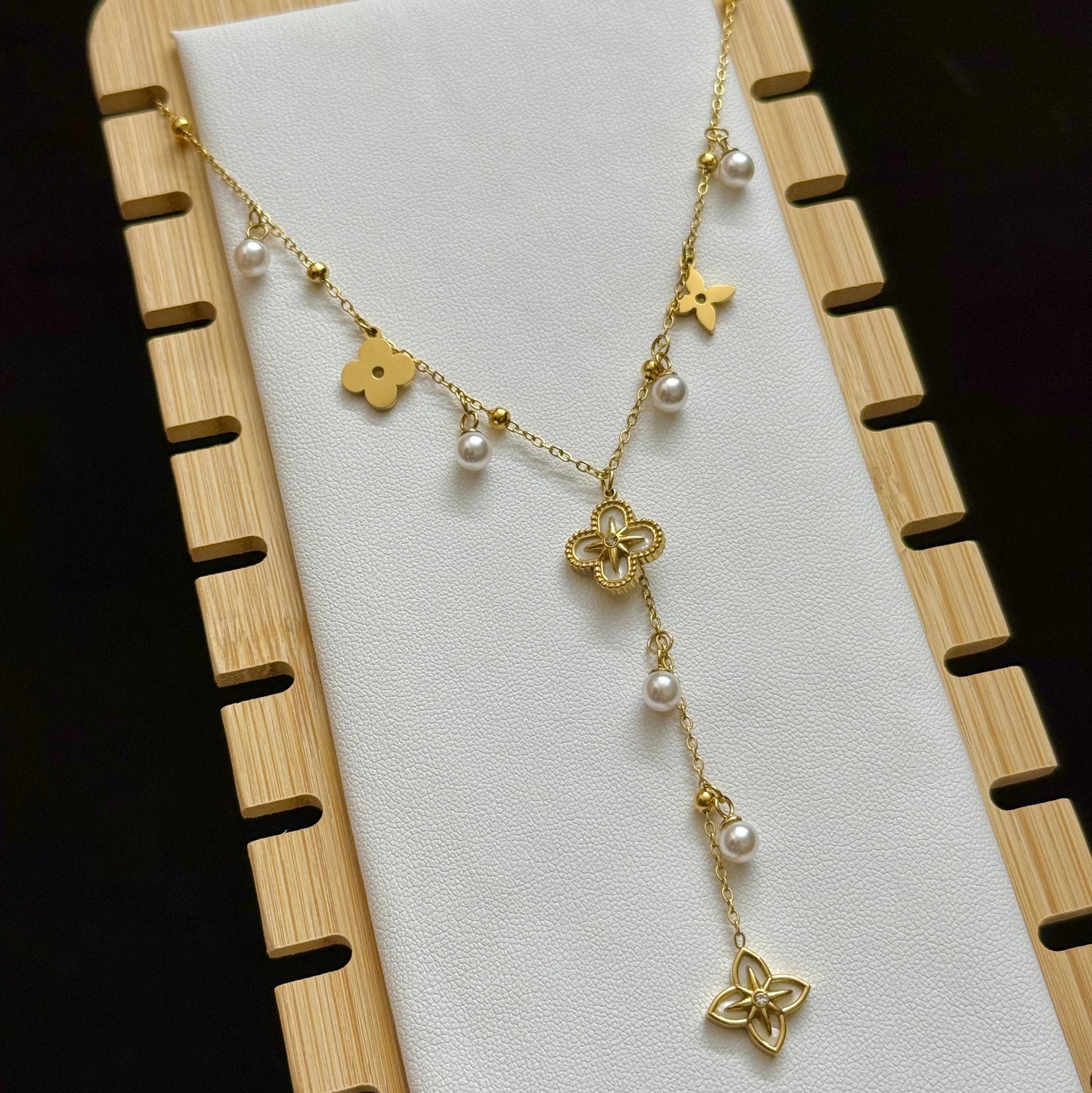 Amara Necklace