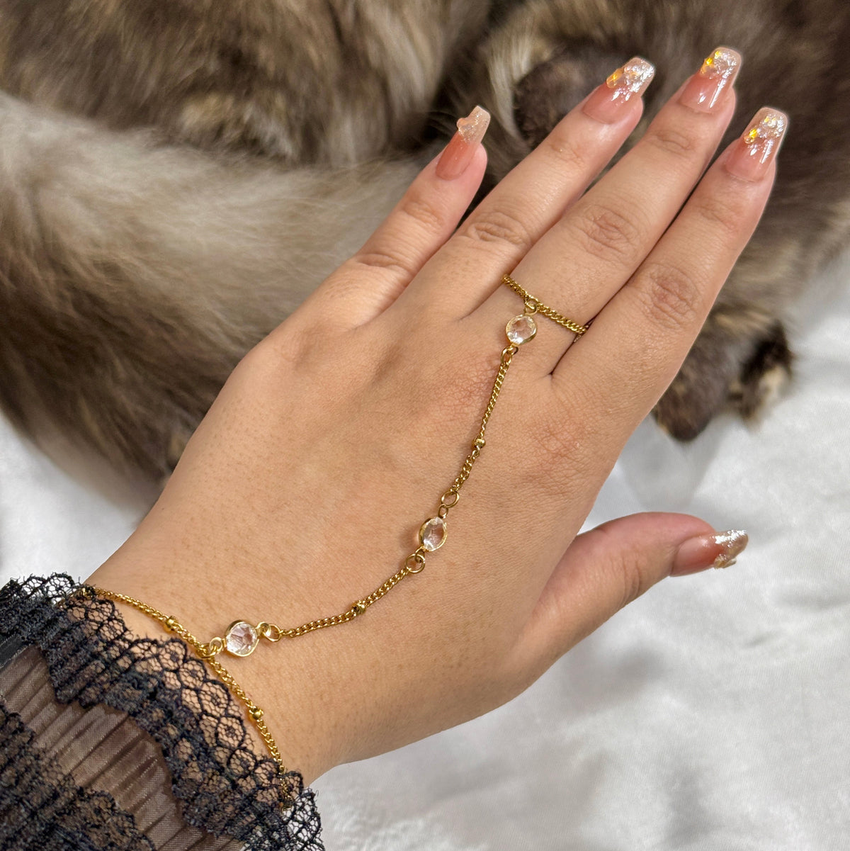 Prism Hand-Chain G.