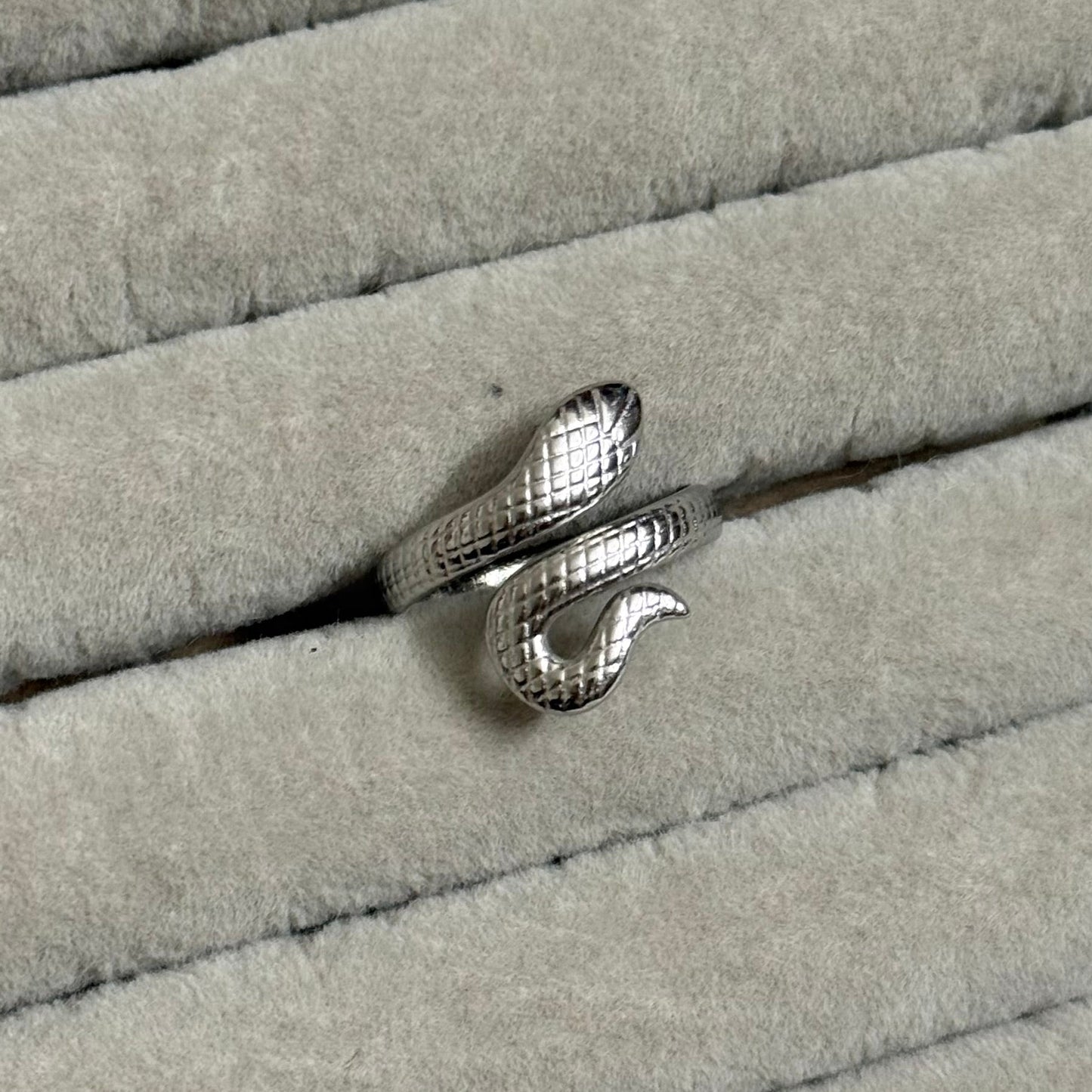 Viper Ring S.