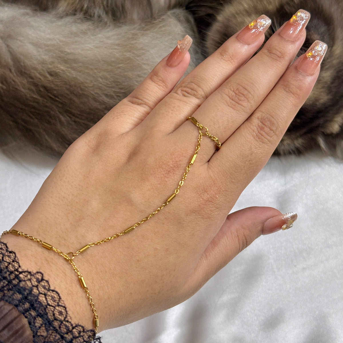 Bar Hand-Chain