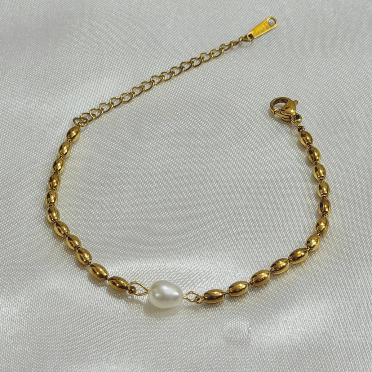 Doris Pearl bracelet