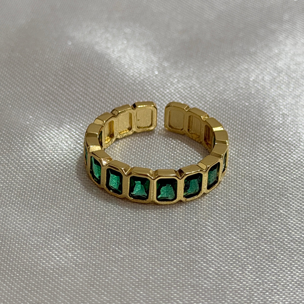 Iris Ring-Green Stone