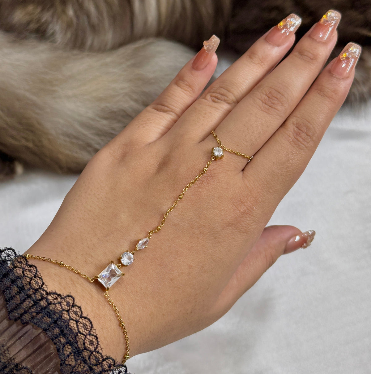 Baguette Hand-Chain