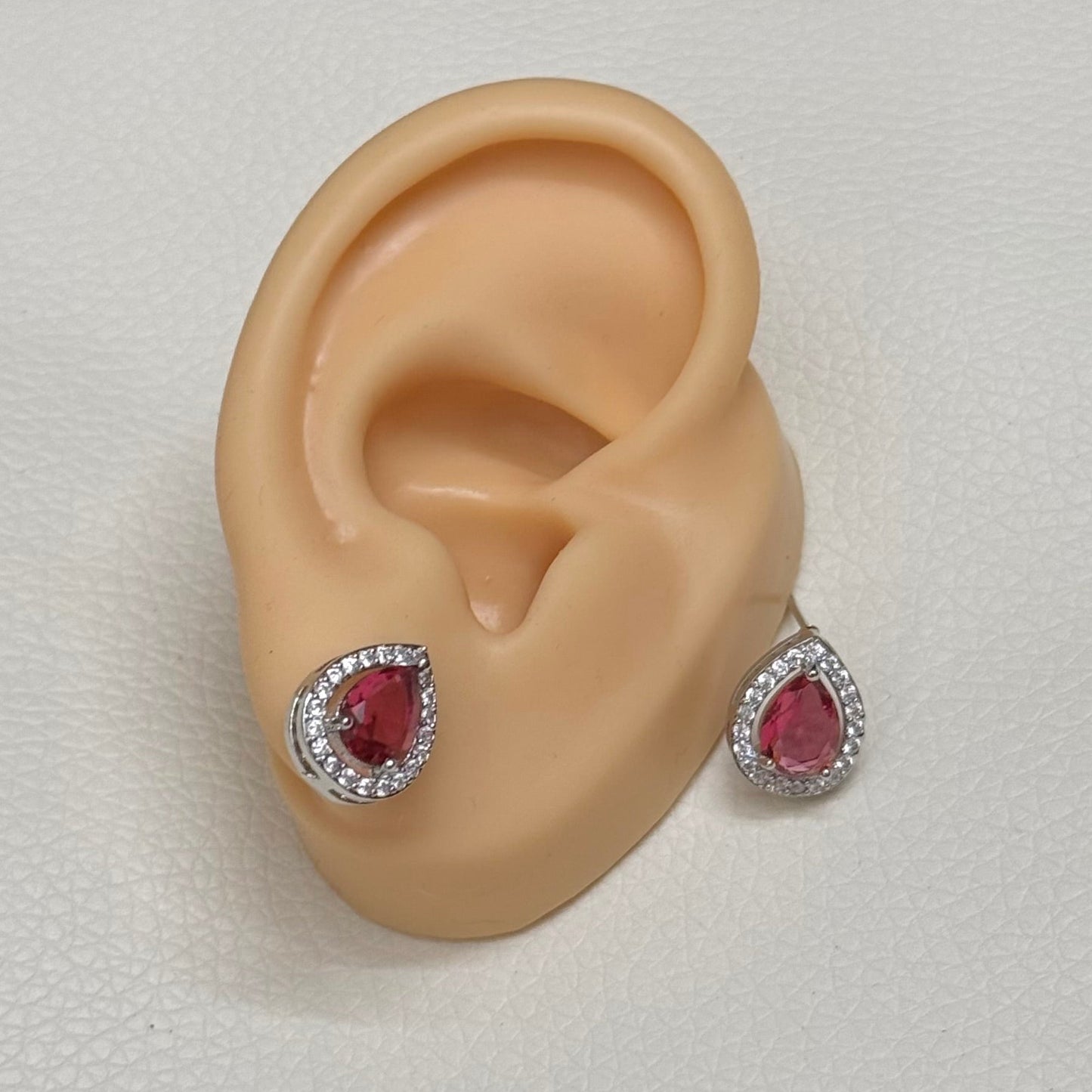 TearDrop Studs (1.5 CM)
