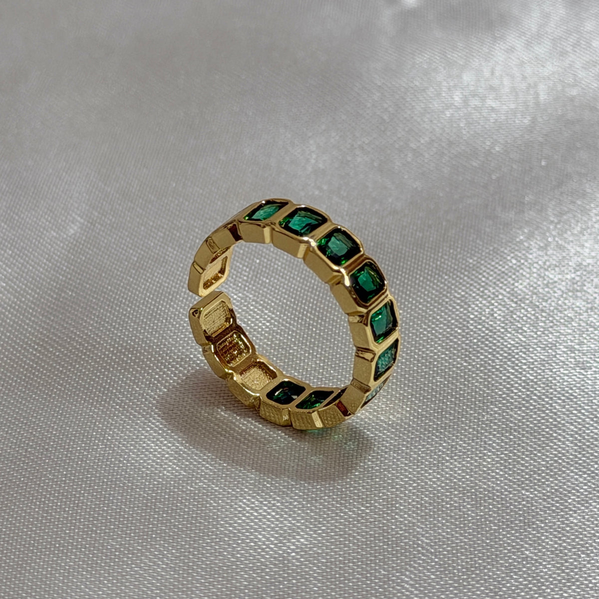 Iris Ring-Green Stone