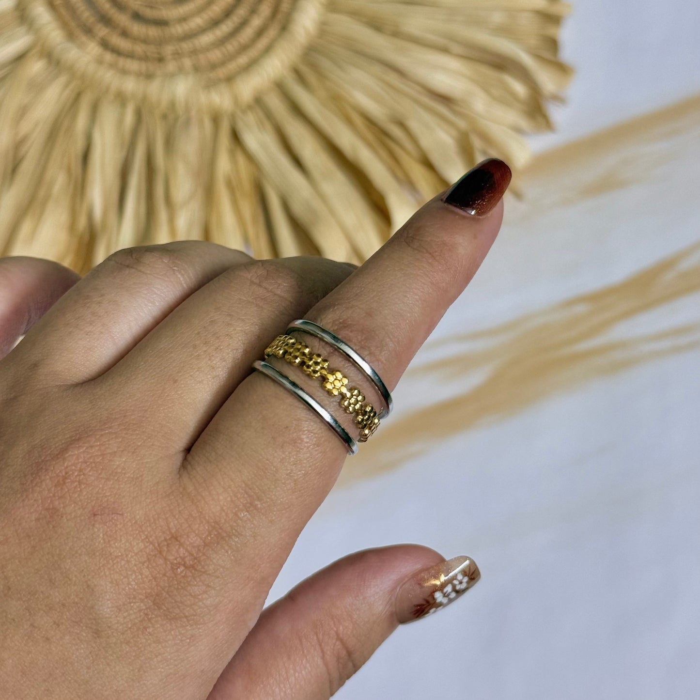Flora Band Ring