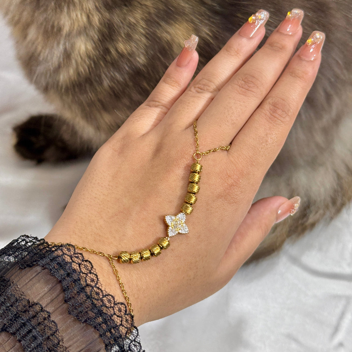 Luxe Hand-Chain