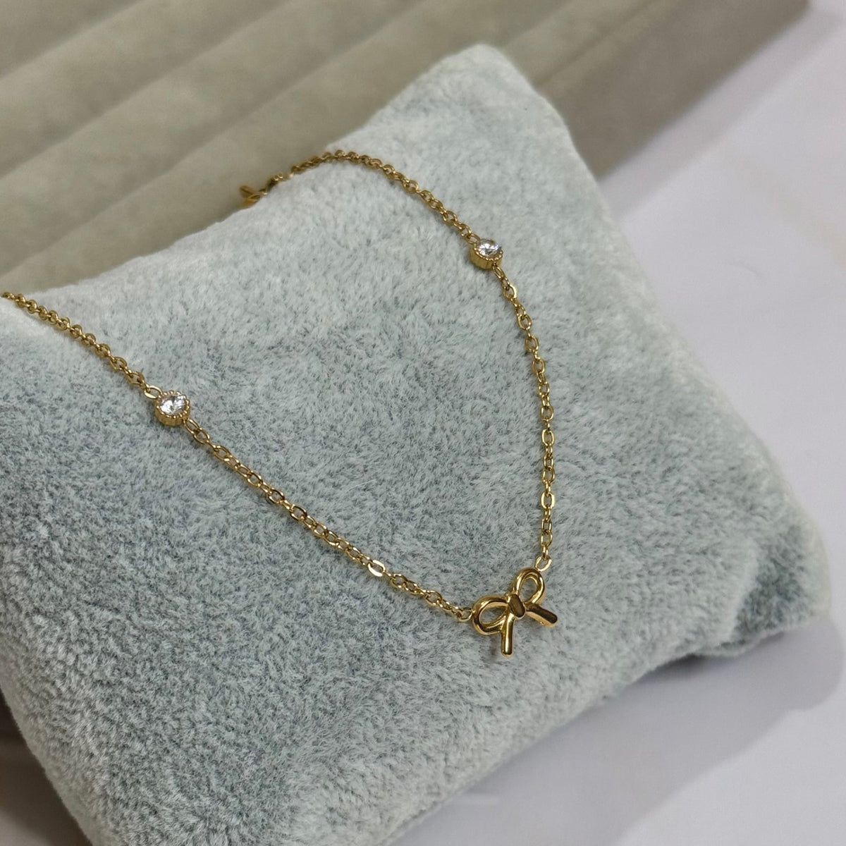 Tiny Bow Bracelet