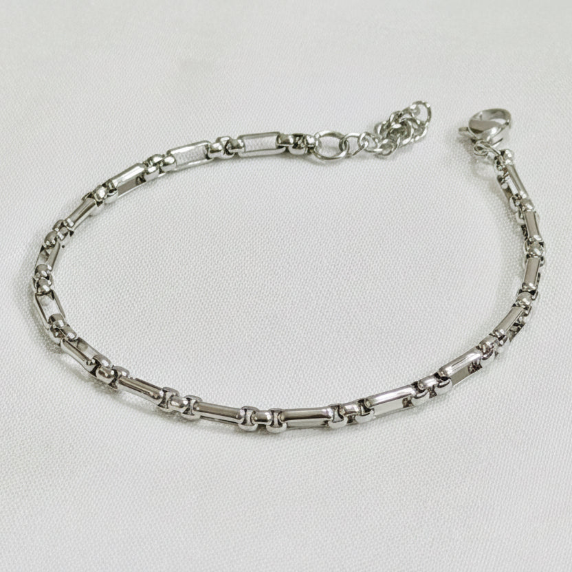 Axis Bracelet