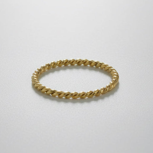 1 mm Twisted Ring