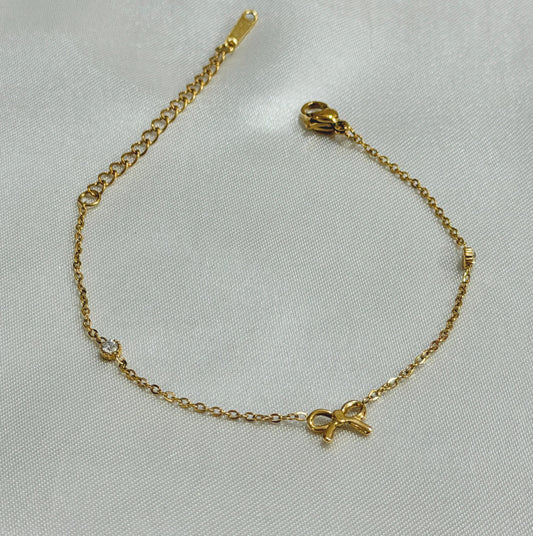 Tiny Bow Bracelet