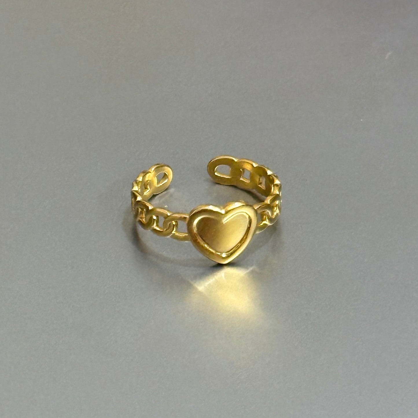 Amore Link Ring