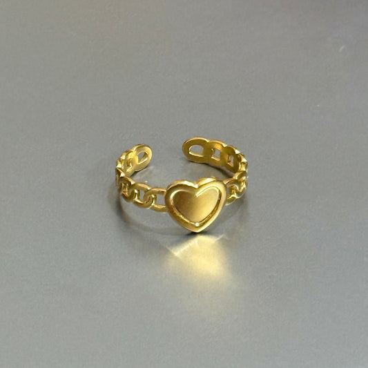 Amore Link Ring