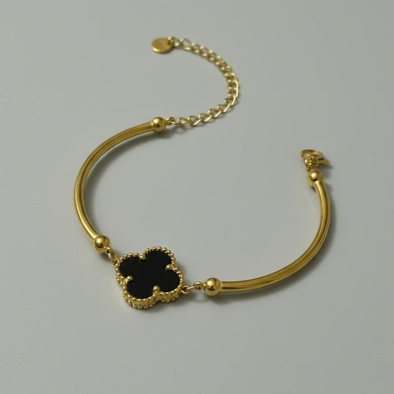 Dainty Black Clover Bracelet