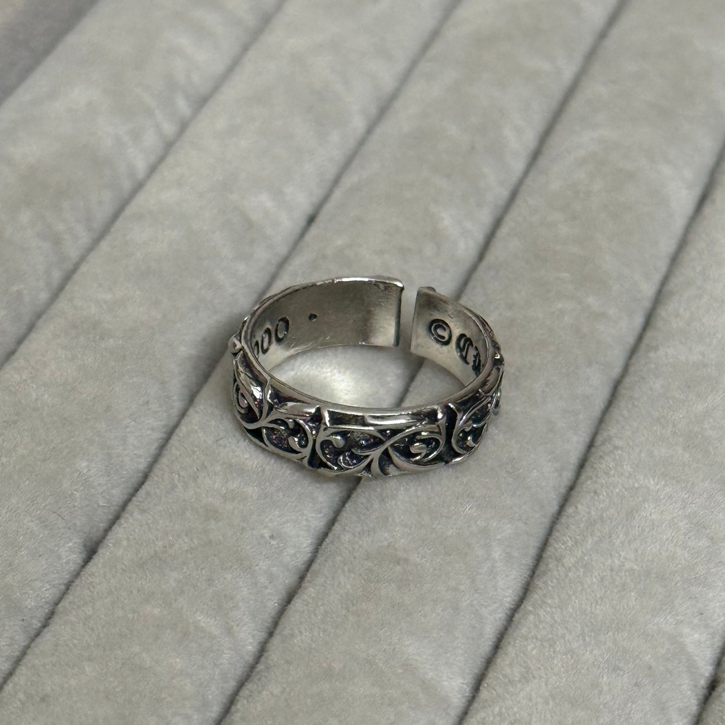 Baroque Band Ring