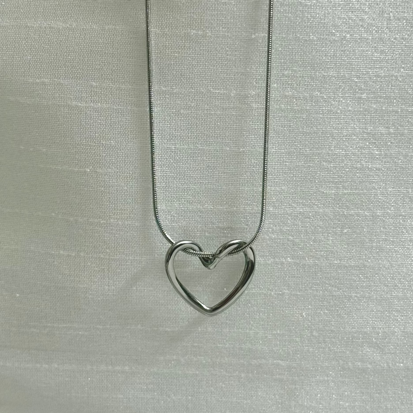 Linear Heart Pendant S.
