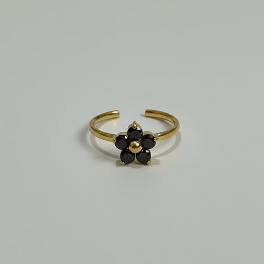 Daisy Black Stone Ring