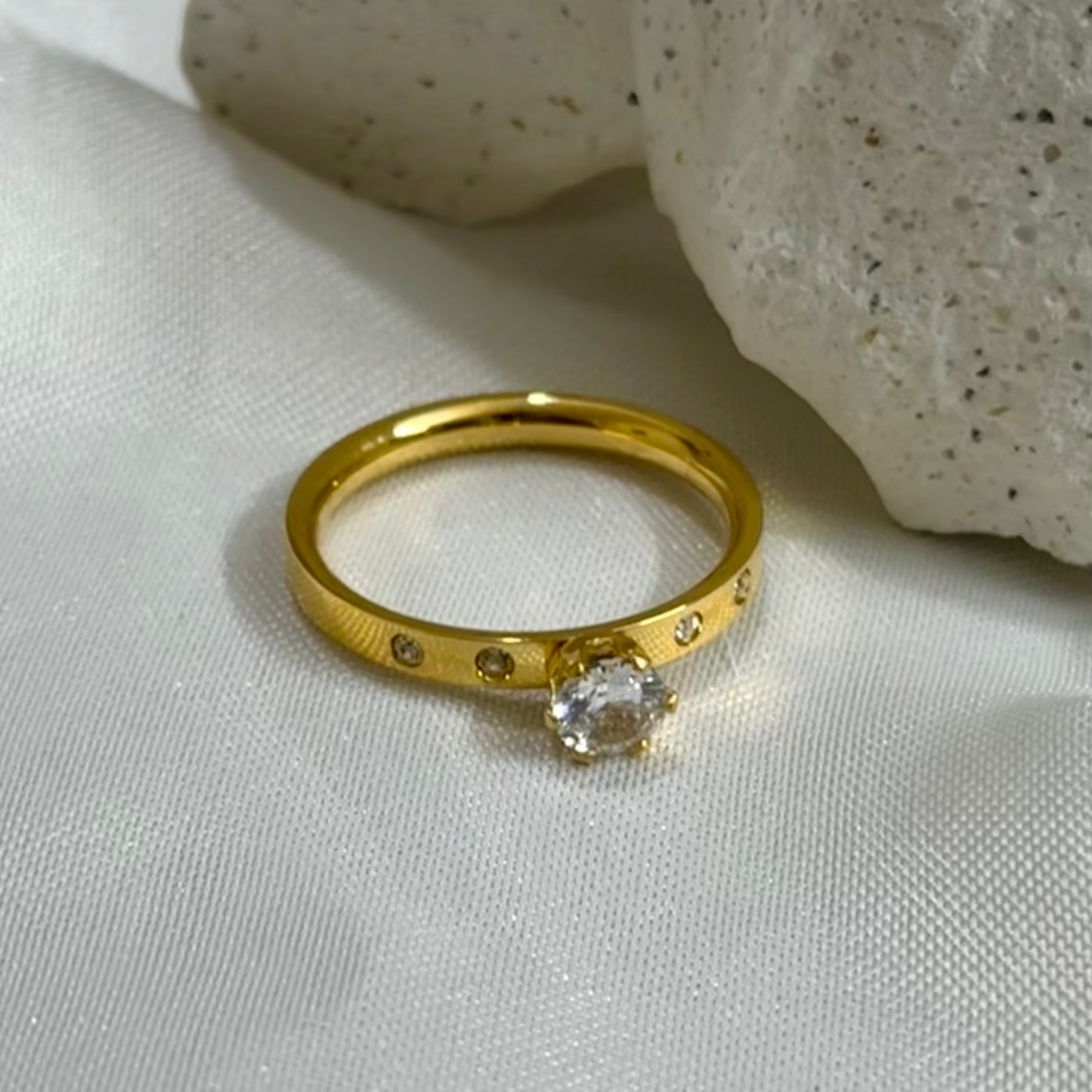 Solitaire Band Ring