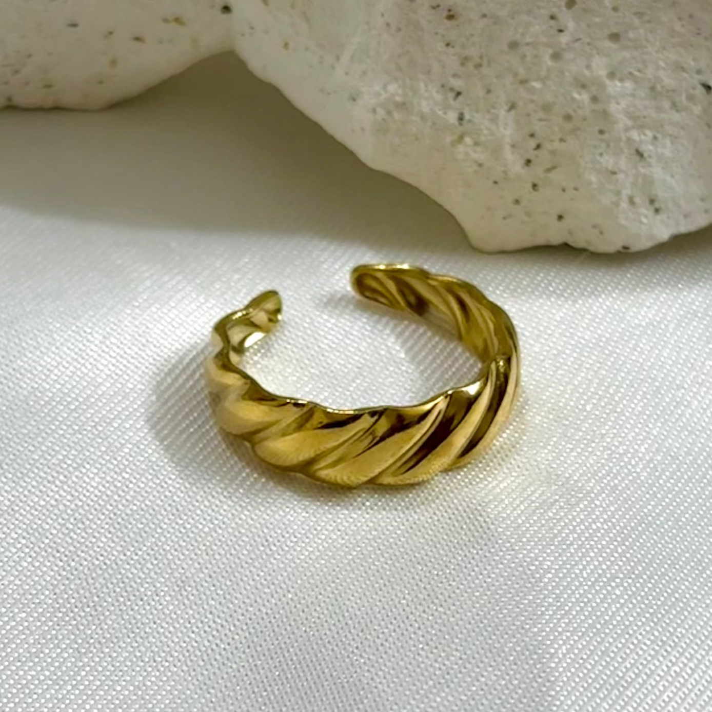 Croissant Ring