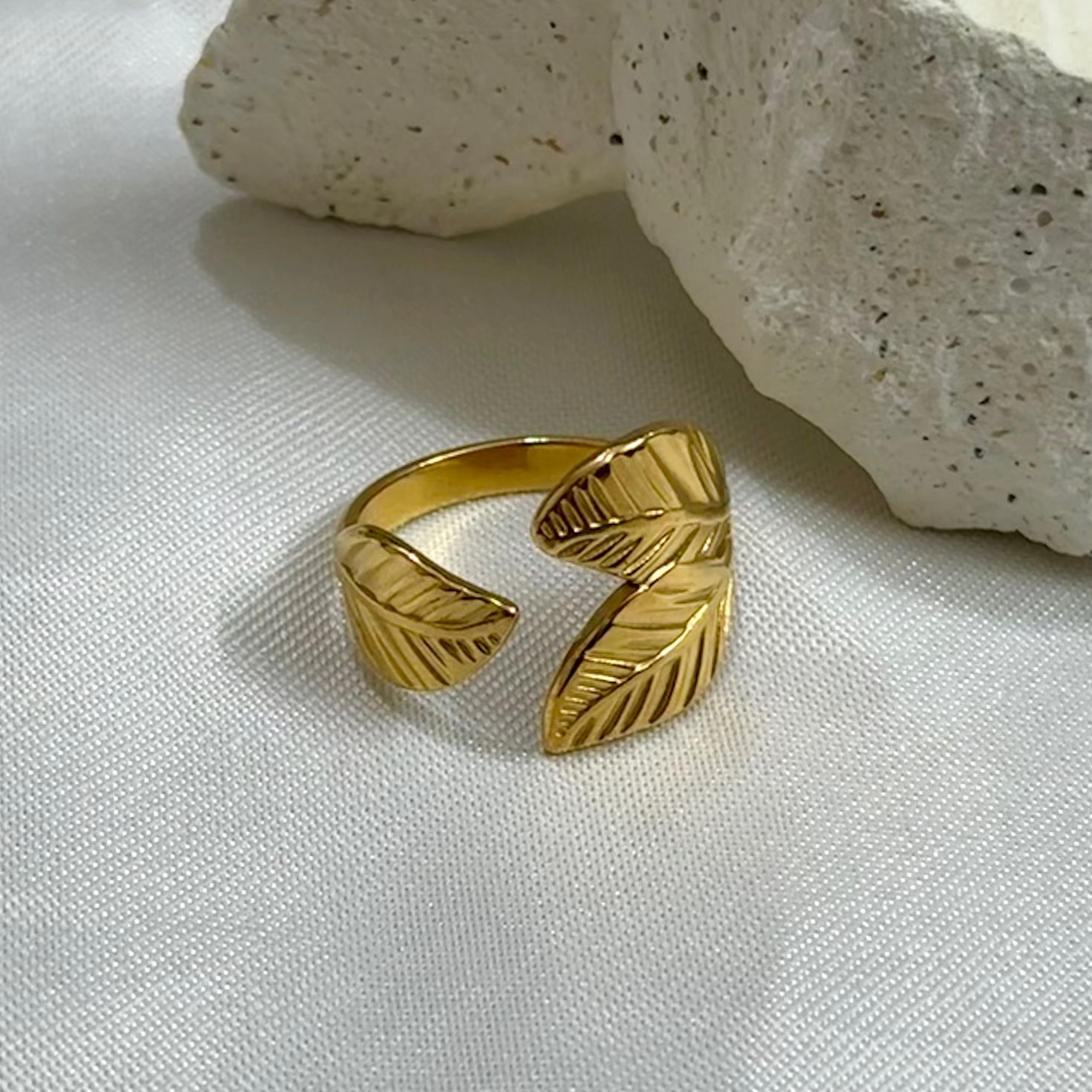 Open Leaf Ring