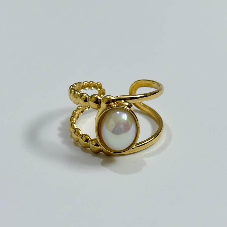 Iridescent Pearl Ring