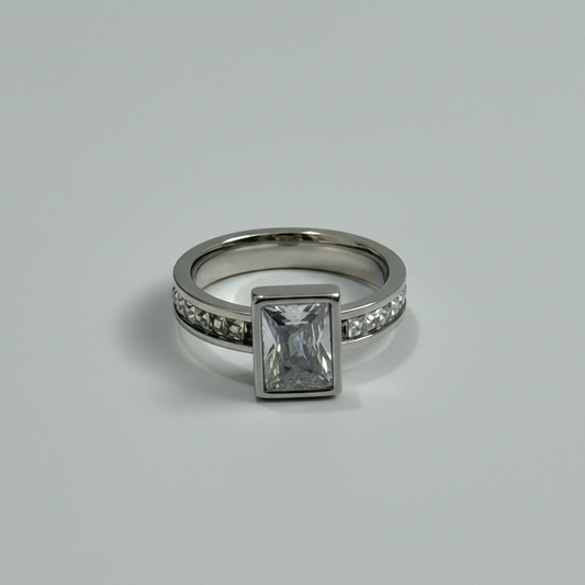 Rectangle Solitaire Ring
