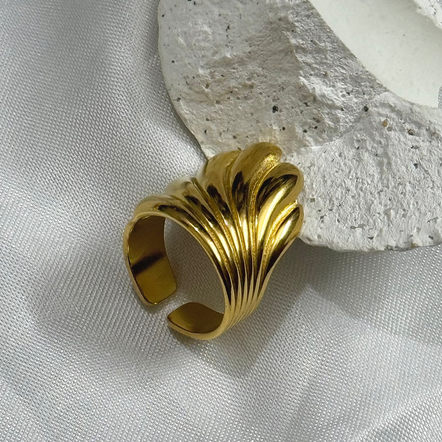 Wave Ring
