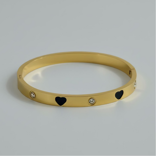 Black Heart Pave Bangle (6 CM)