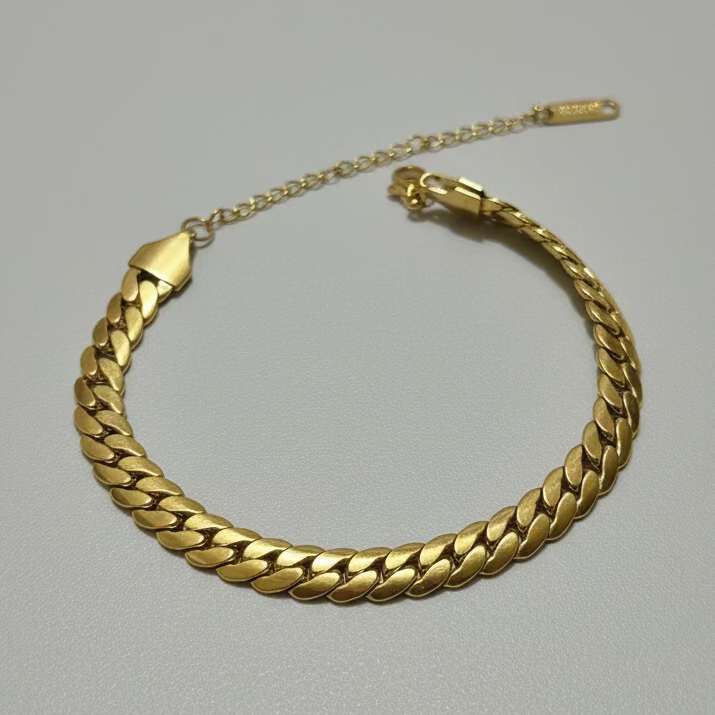 Flat Cuban Chain Bracelet (19 cm)