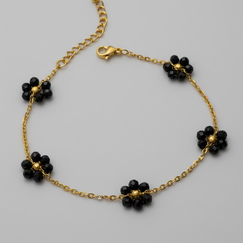 Black bead Daisy Bracelet