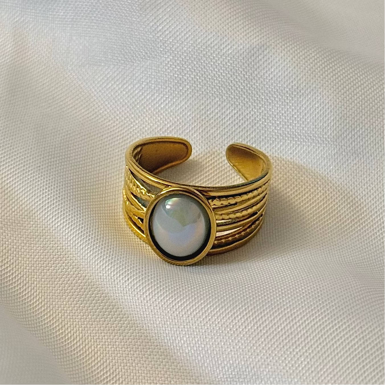 Iridescence Band Ring