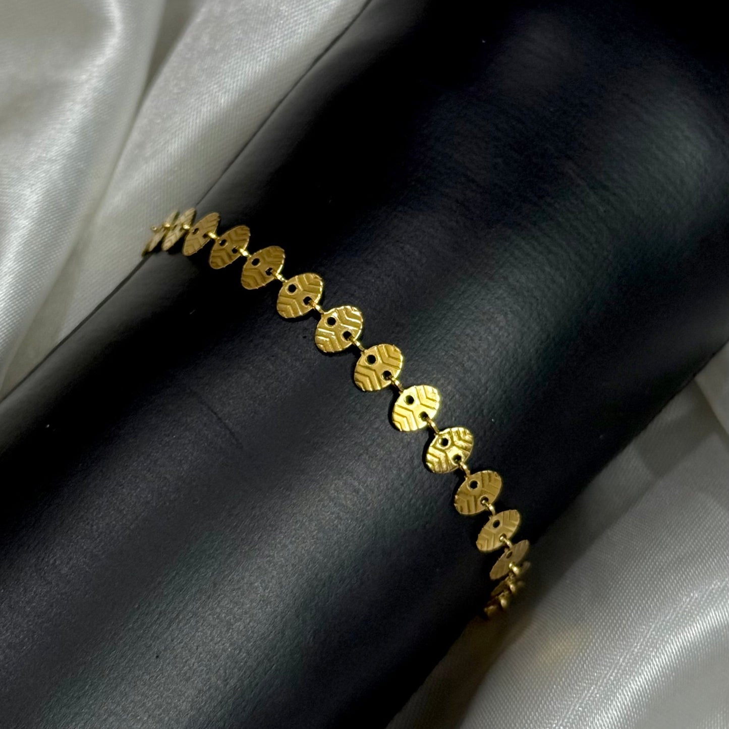 Flat Oval Link Bracelet