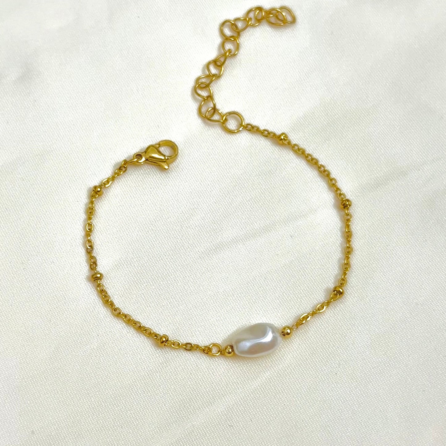 Artificial Pearl Bracelet