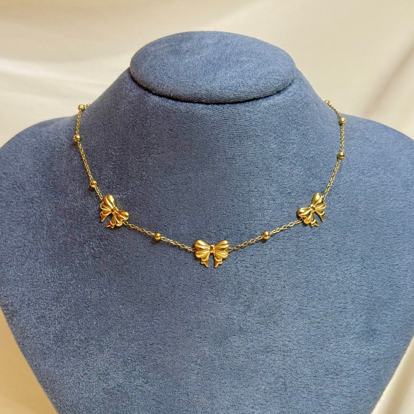 Victorian Bow necklace